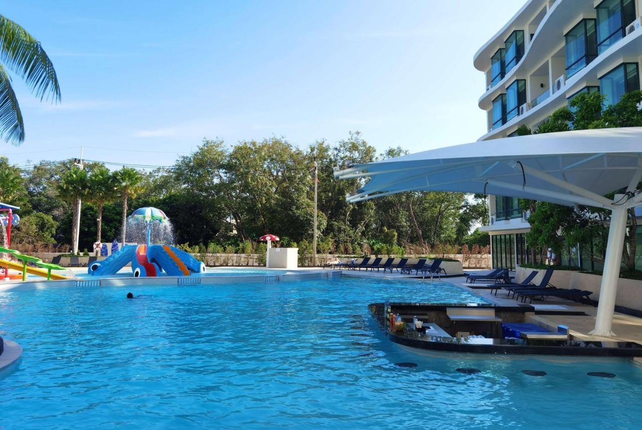 Wyndham La Vita Rawai Phuket Exteriér fotografie