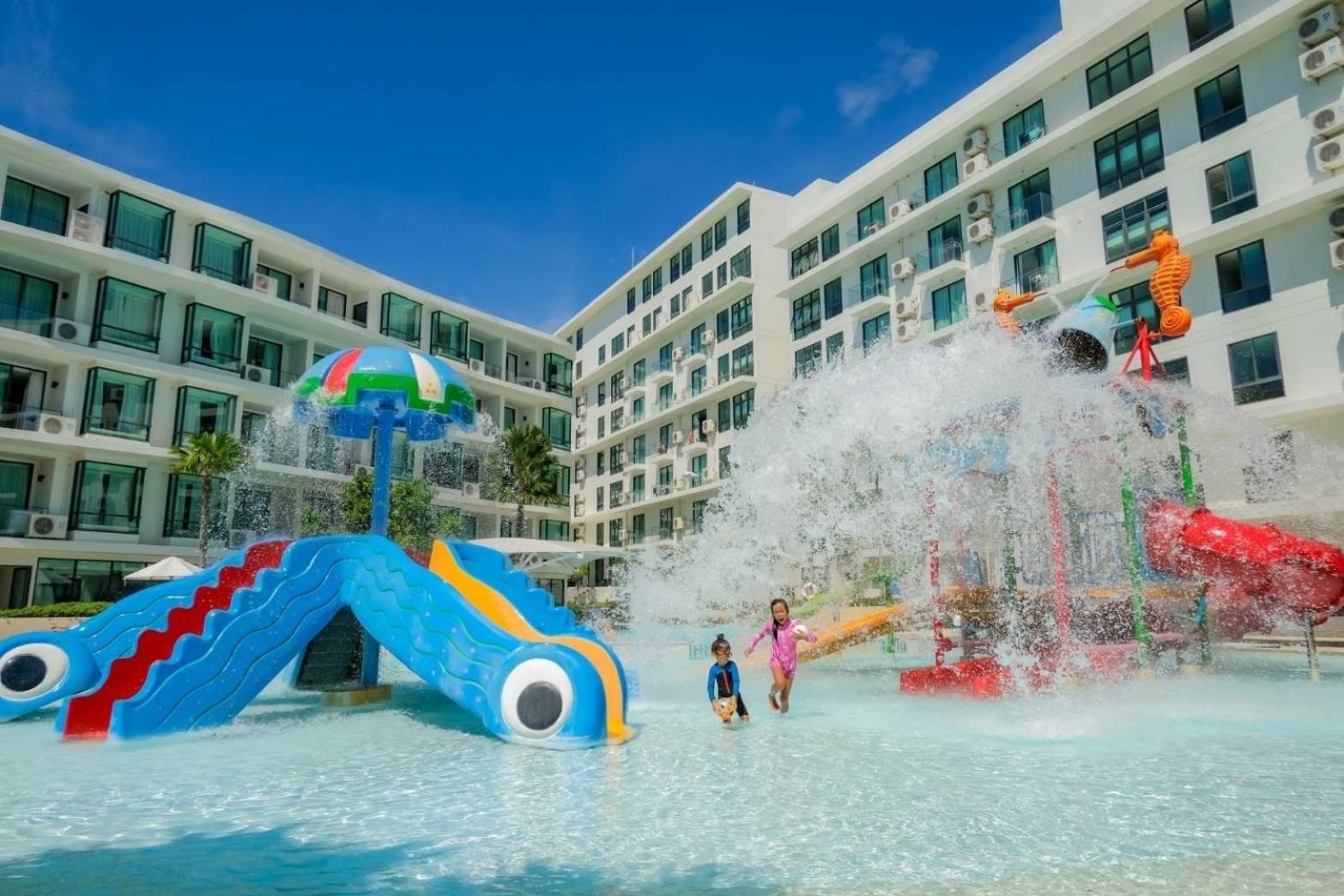 Wyndham La Vita Rawai Phuket Exteriér fotografie