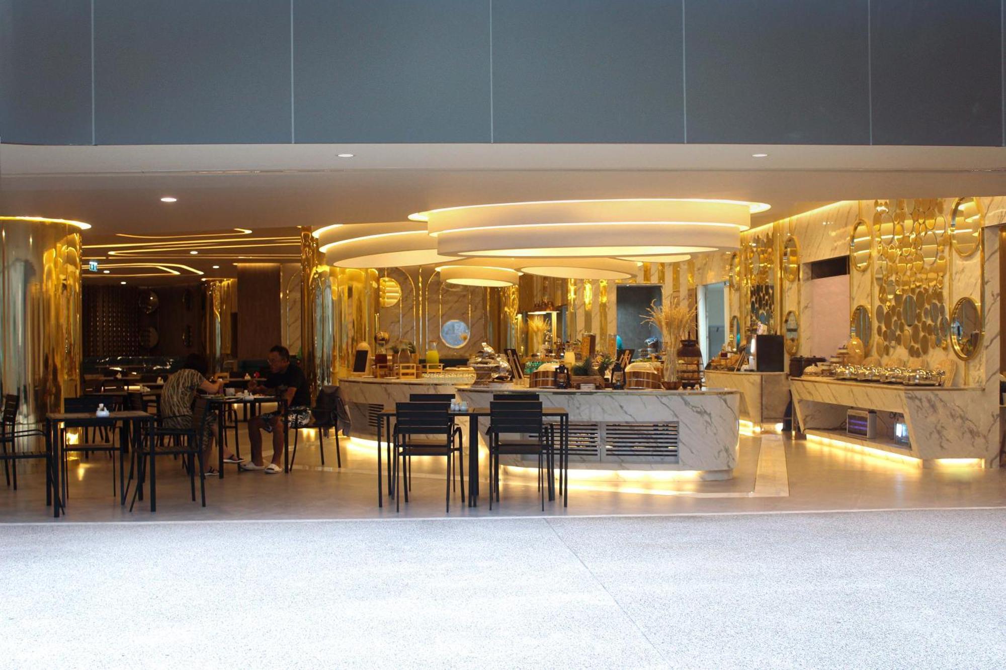 Wyndham La Vita Rawai Phuket Exteriér fotografie